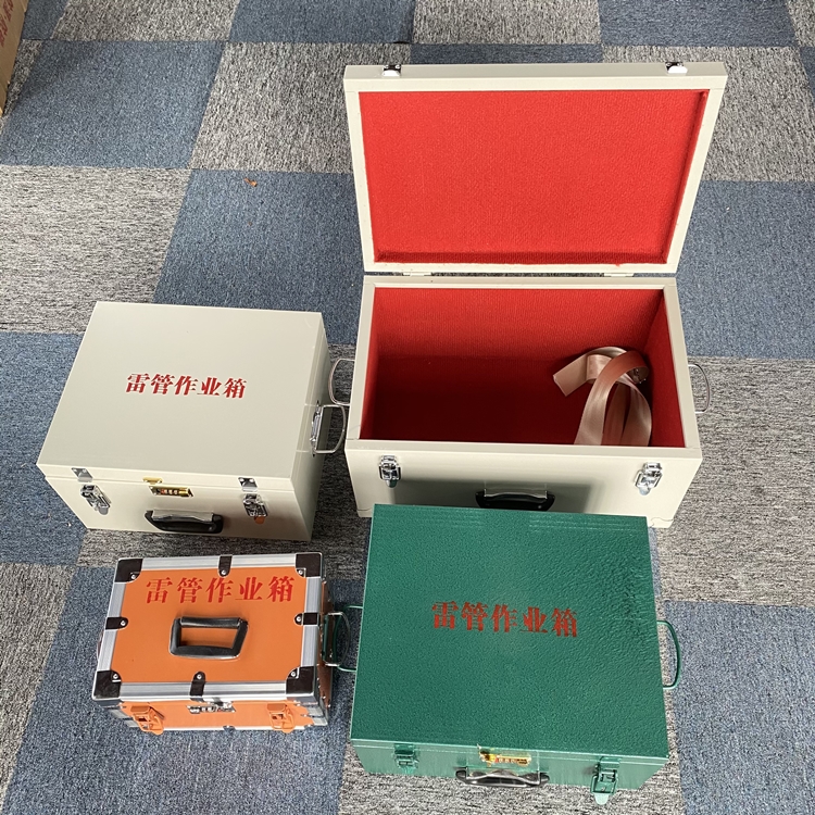 山阴爆破工程作业箱如何选择？玻璃钢与传统材质的全面对比